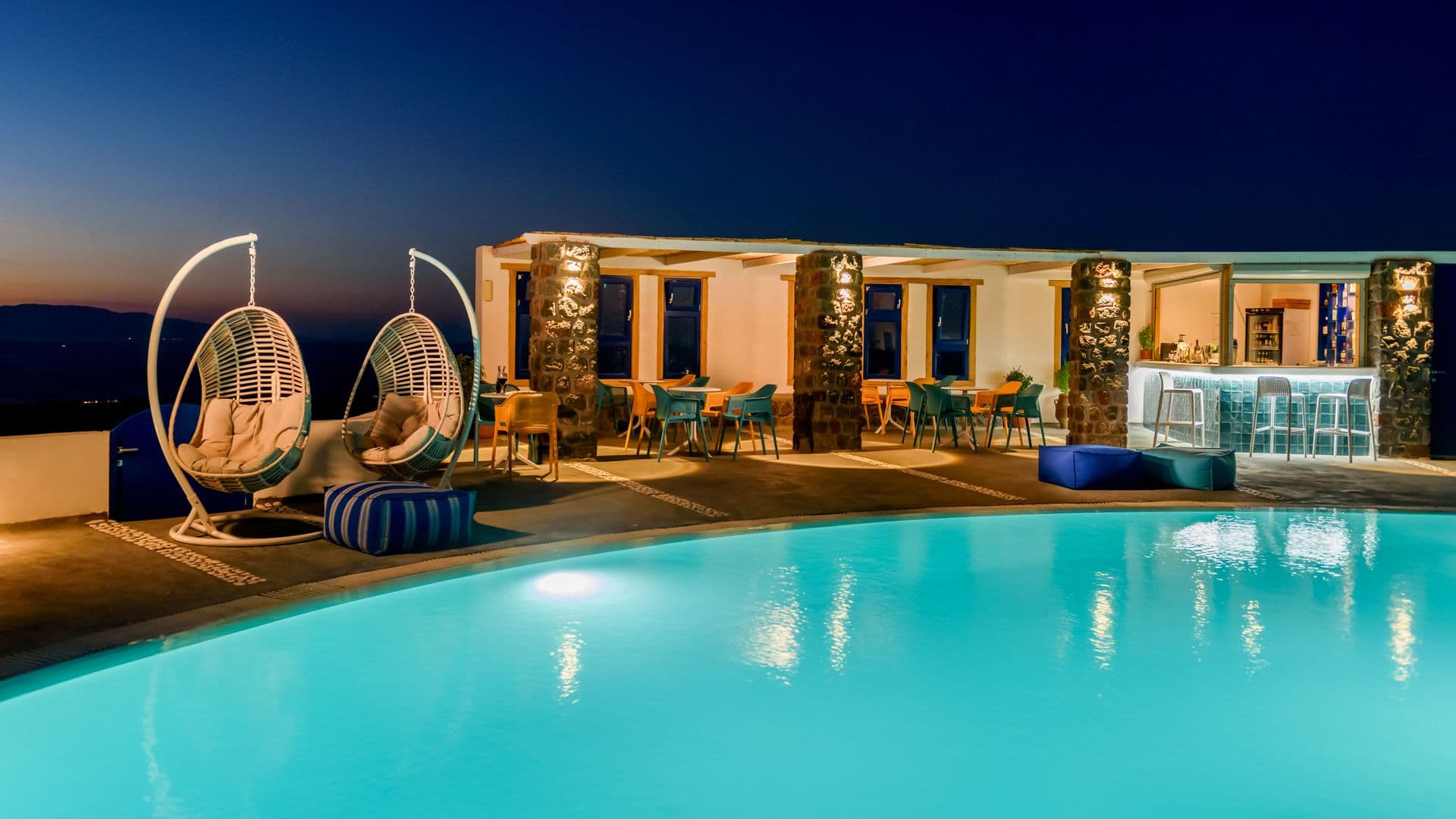Anemomilos Hotel Santorini