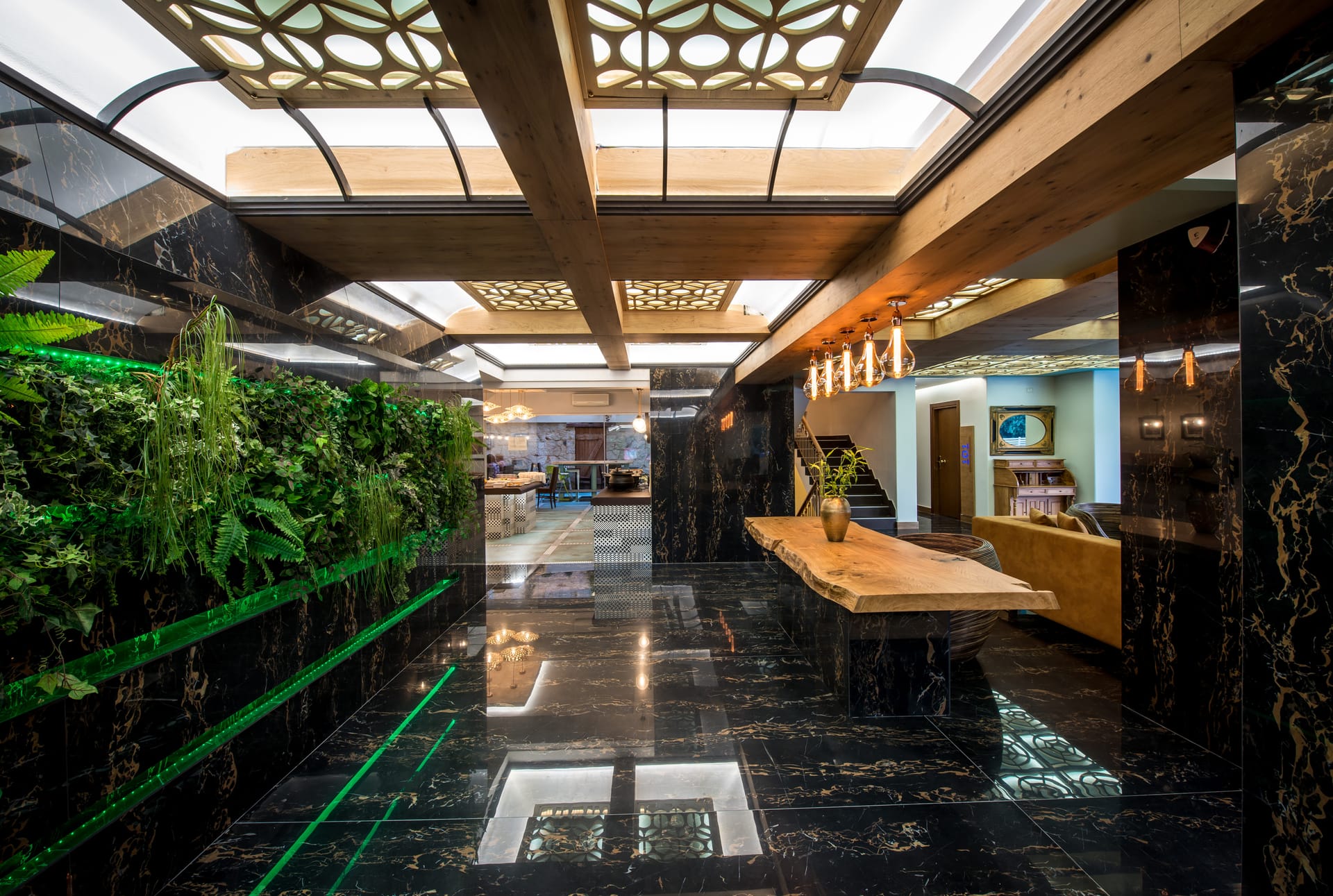 Anesis Blue Hotel