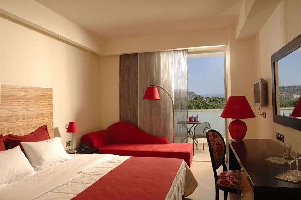 Angela Suites Boutique Hotel
