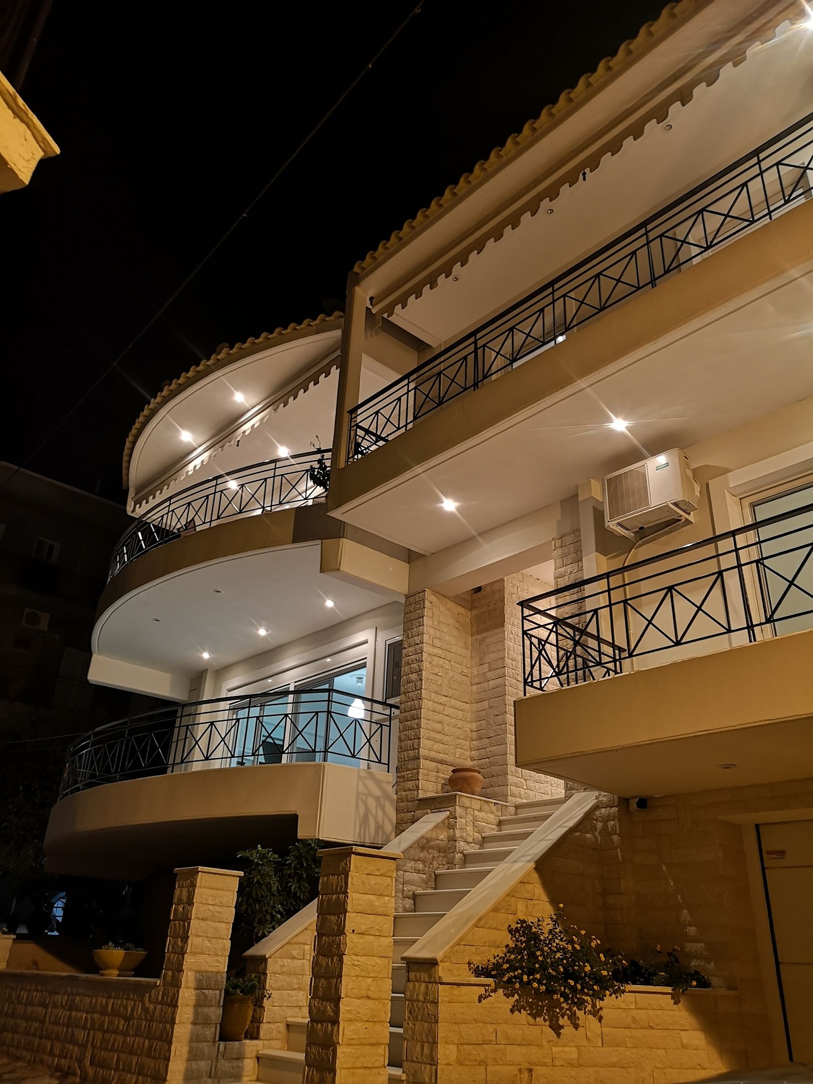 Angelland Luxury Suites