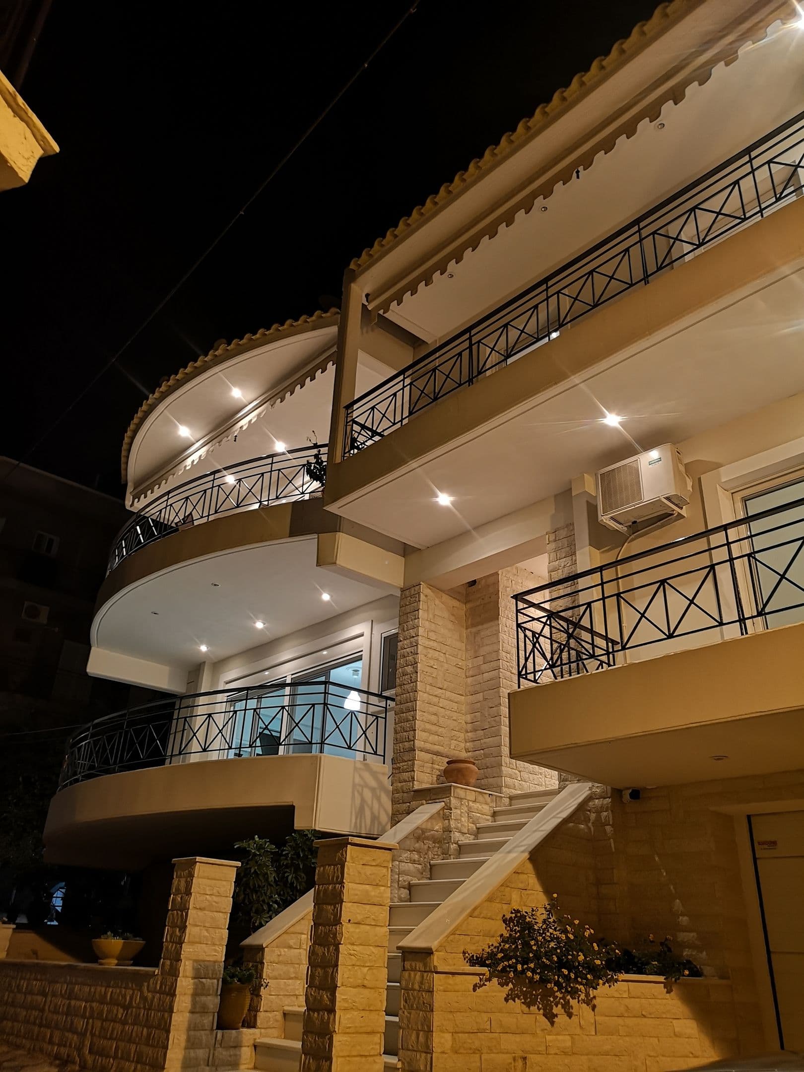 Angelland Luxury Suites