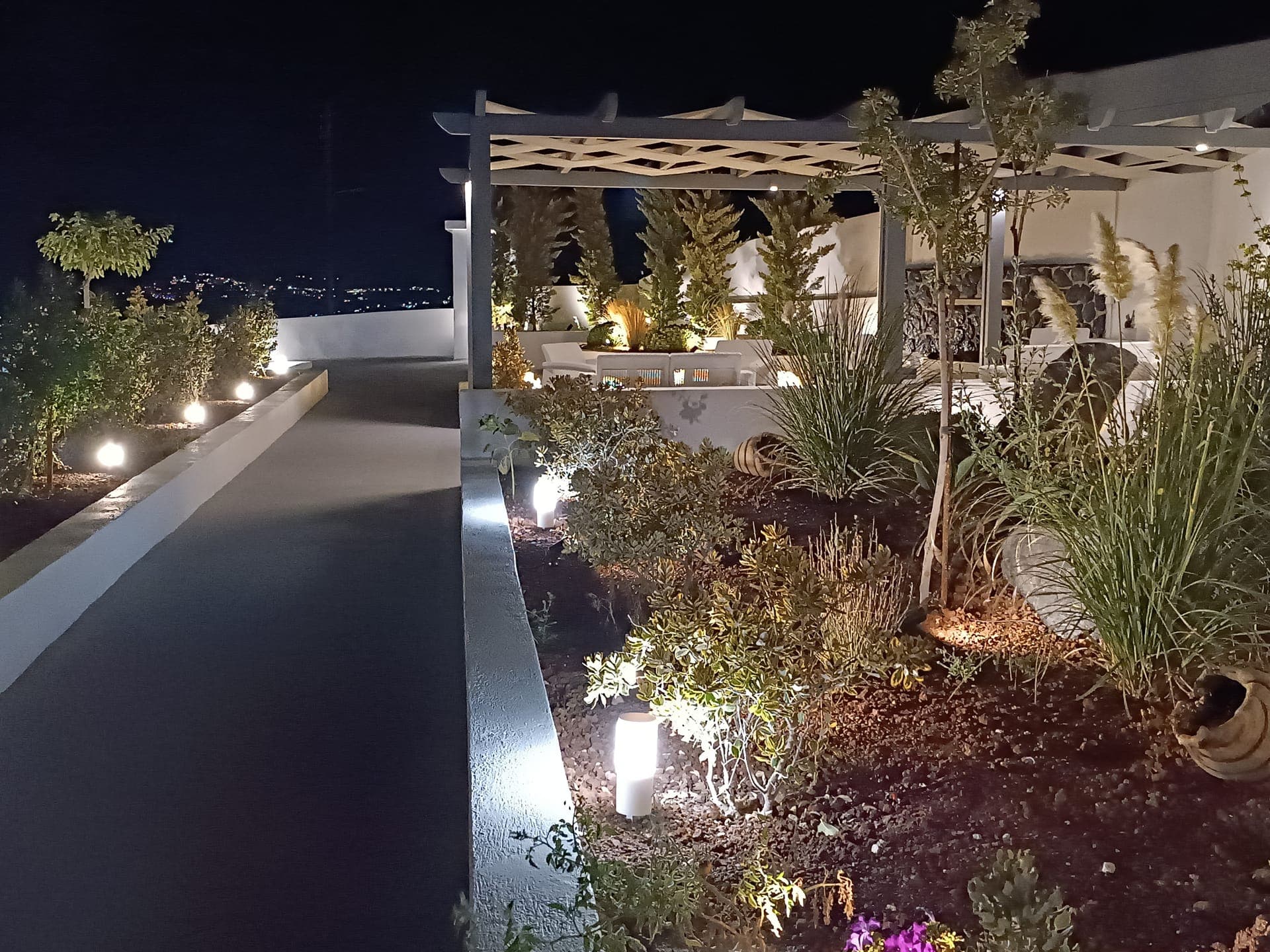 Anthemis Suites