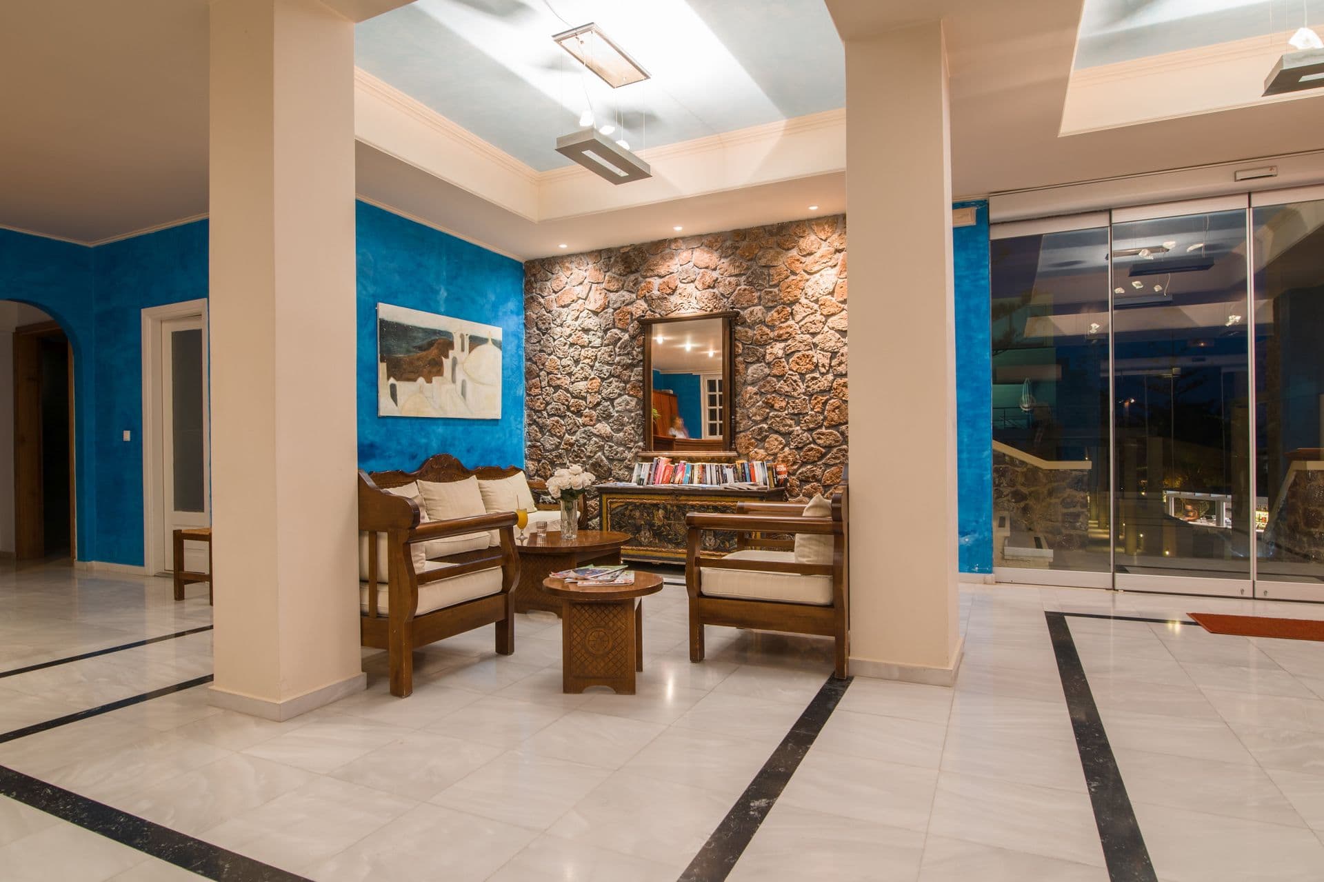 Antinea Suites & Spa Hotel