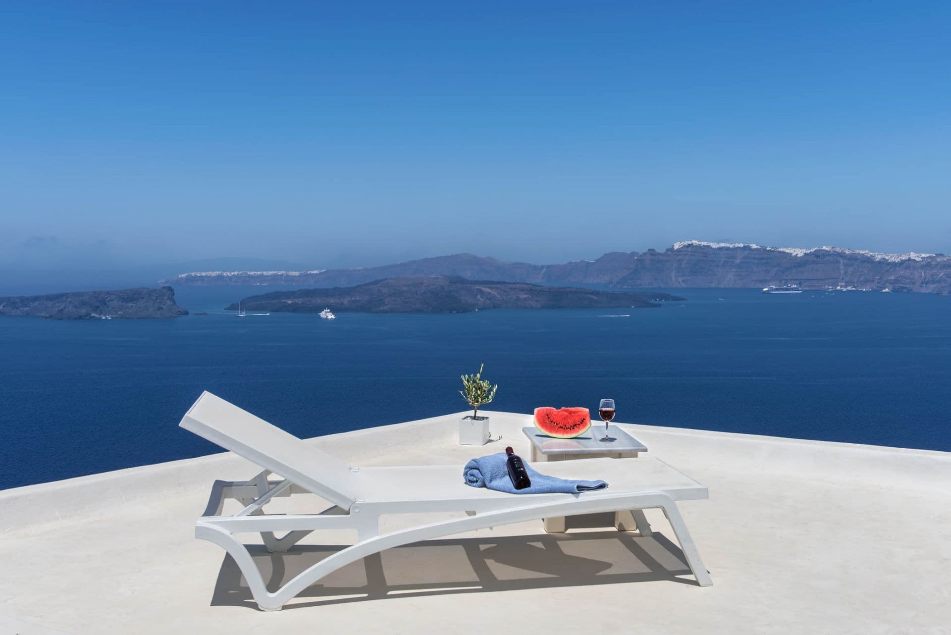 Apanemo Hotel & Suites Santorini