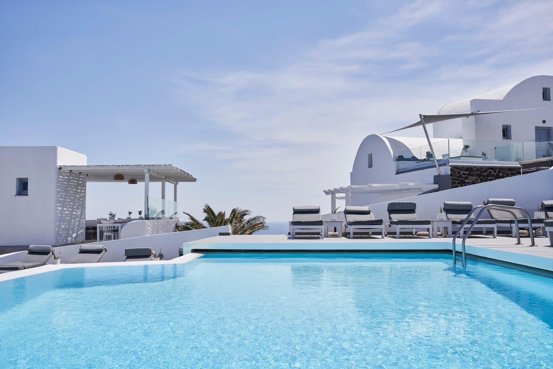 Apanemo Hotel & Suites Santorini