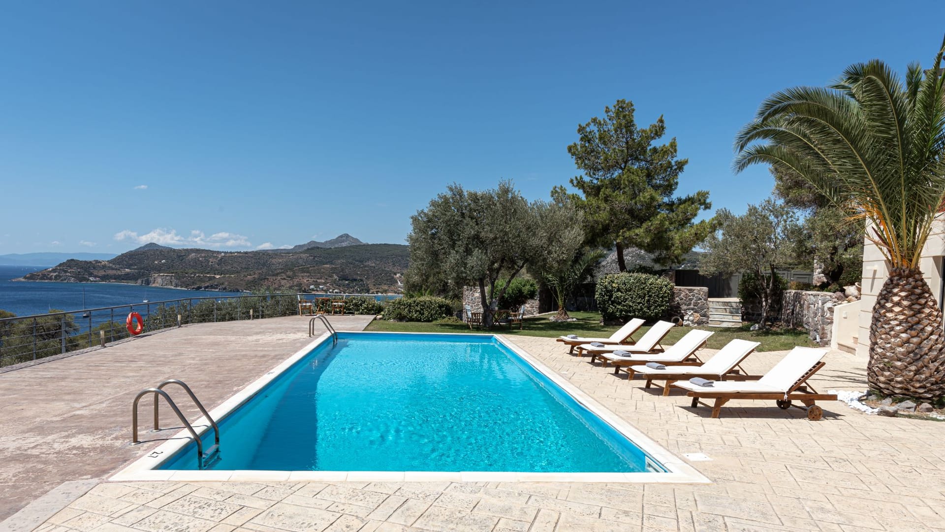 Aphaias Villas
