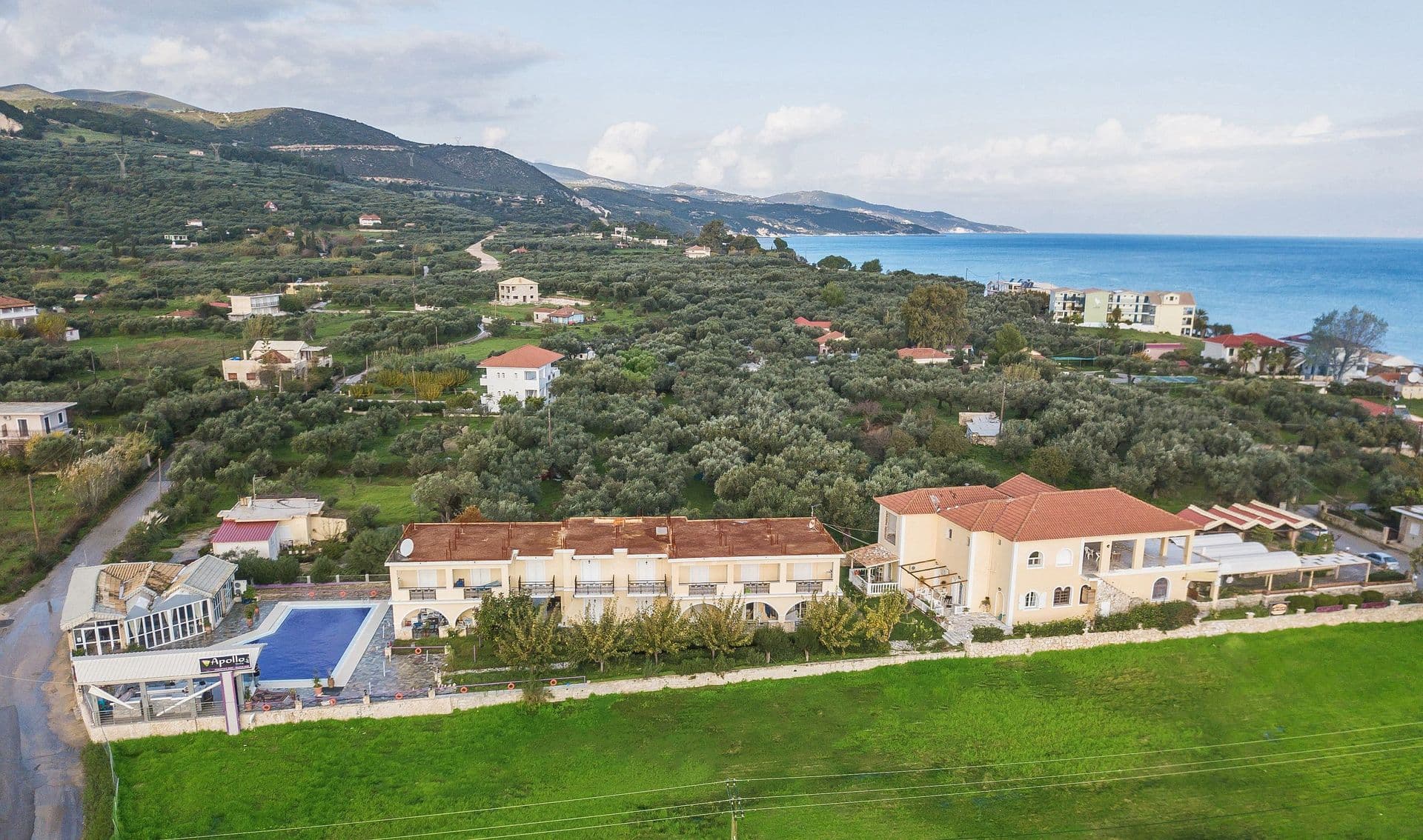 Aphrodite Studios & Apartments