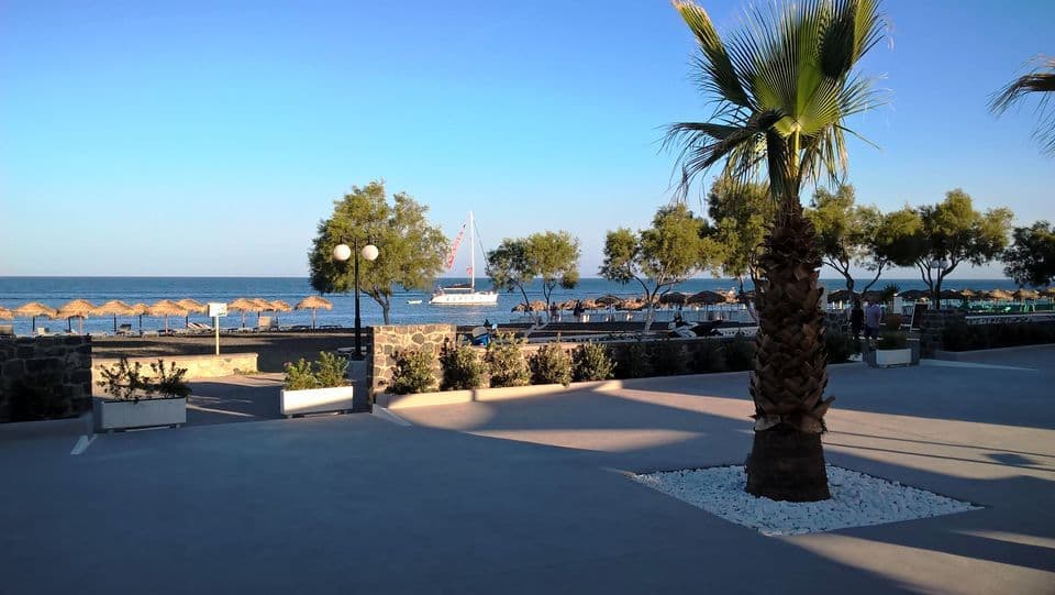 Aqua Blue Hotel