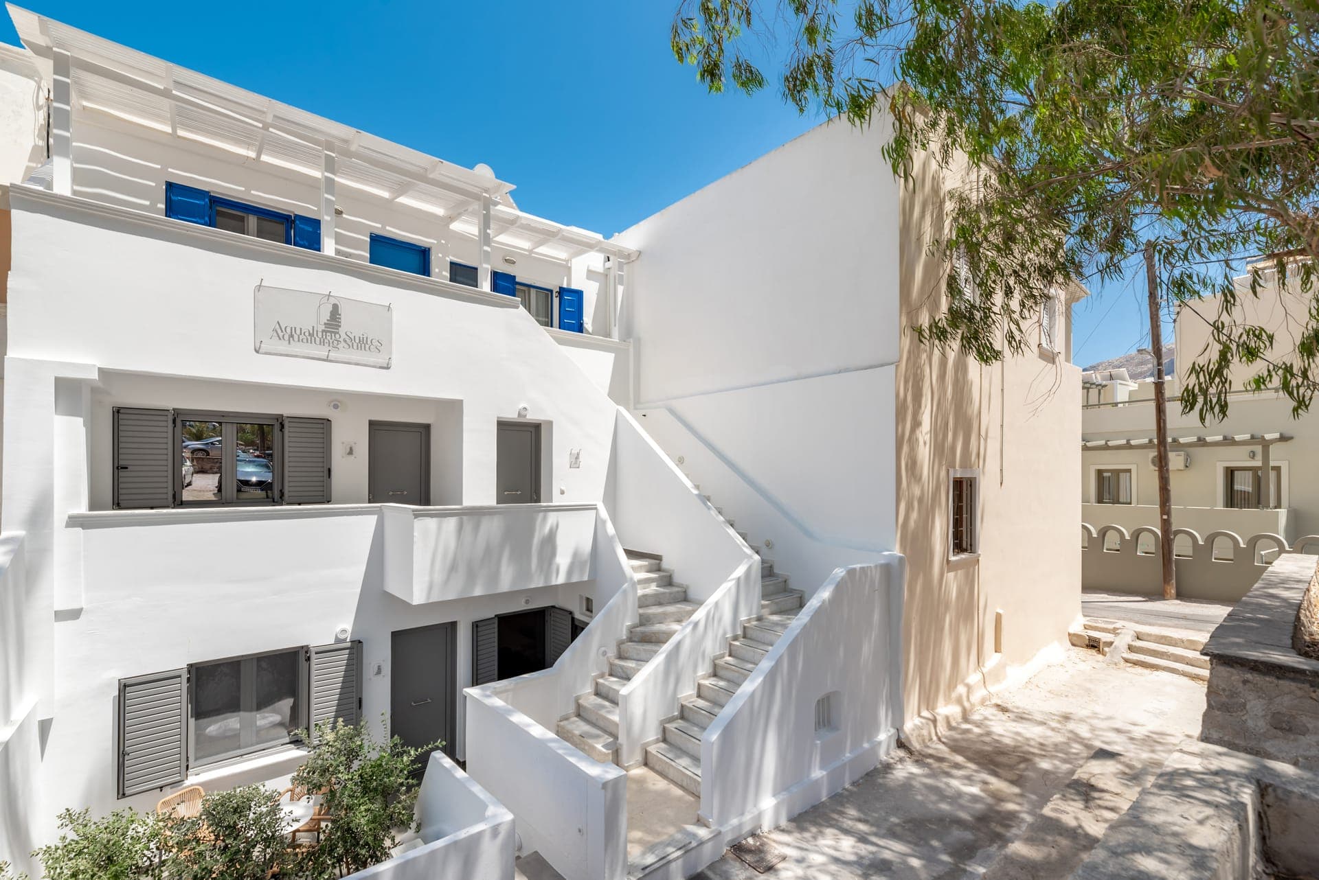 Aqualung Suites