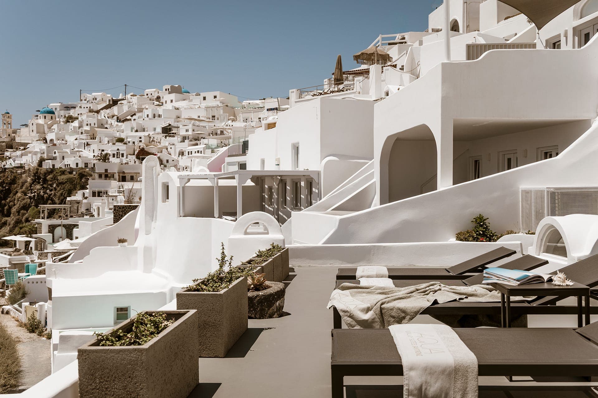 Aqua Luxury Suites Santorini