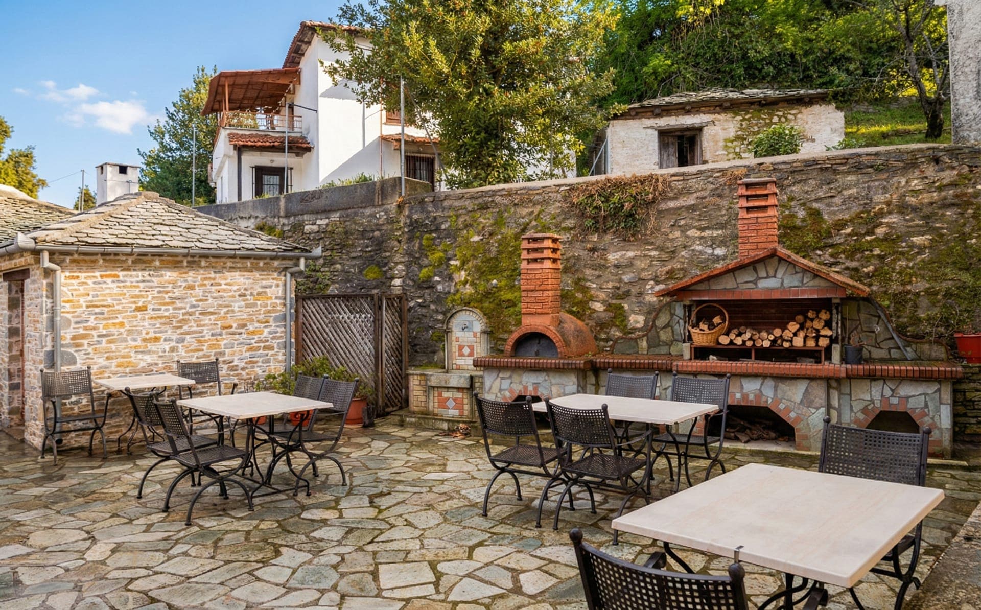 Archontiko Papoutsi Pelion