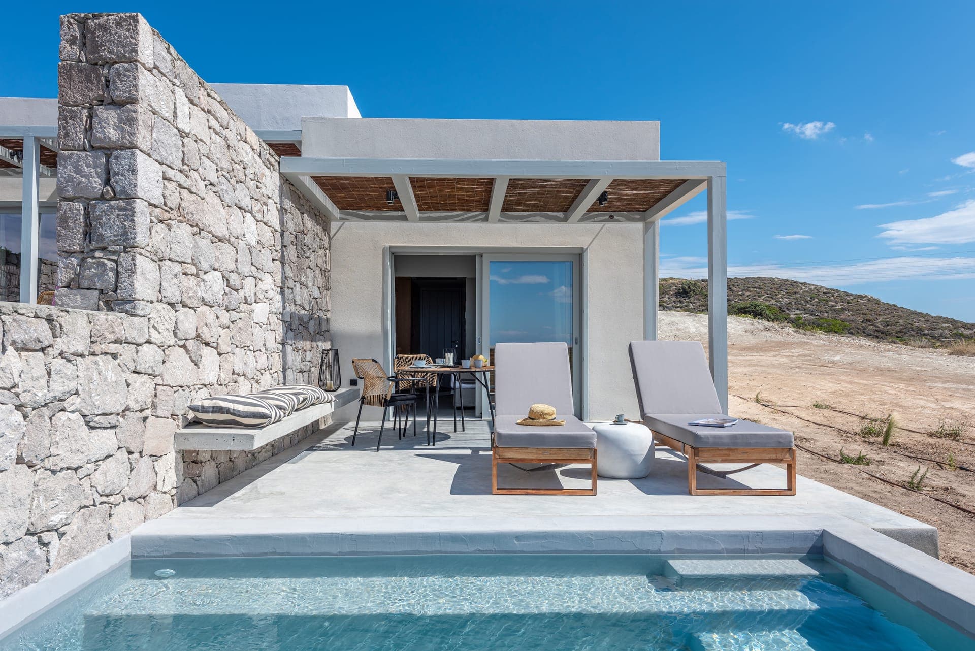 Ariadne Suites