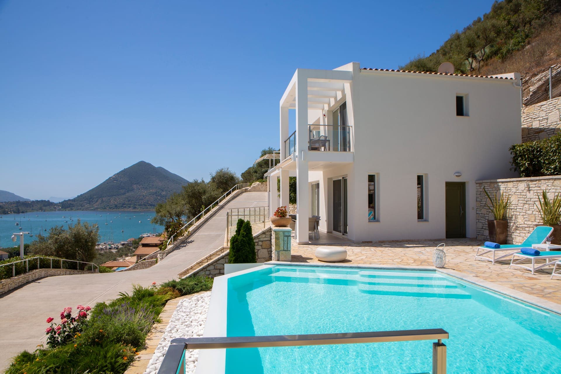 Armonia | Afroditi Villas Collection