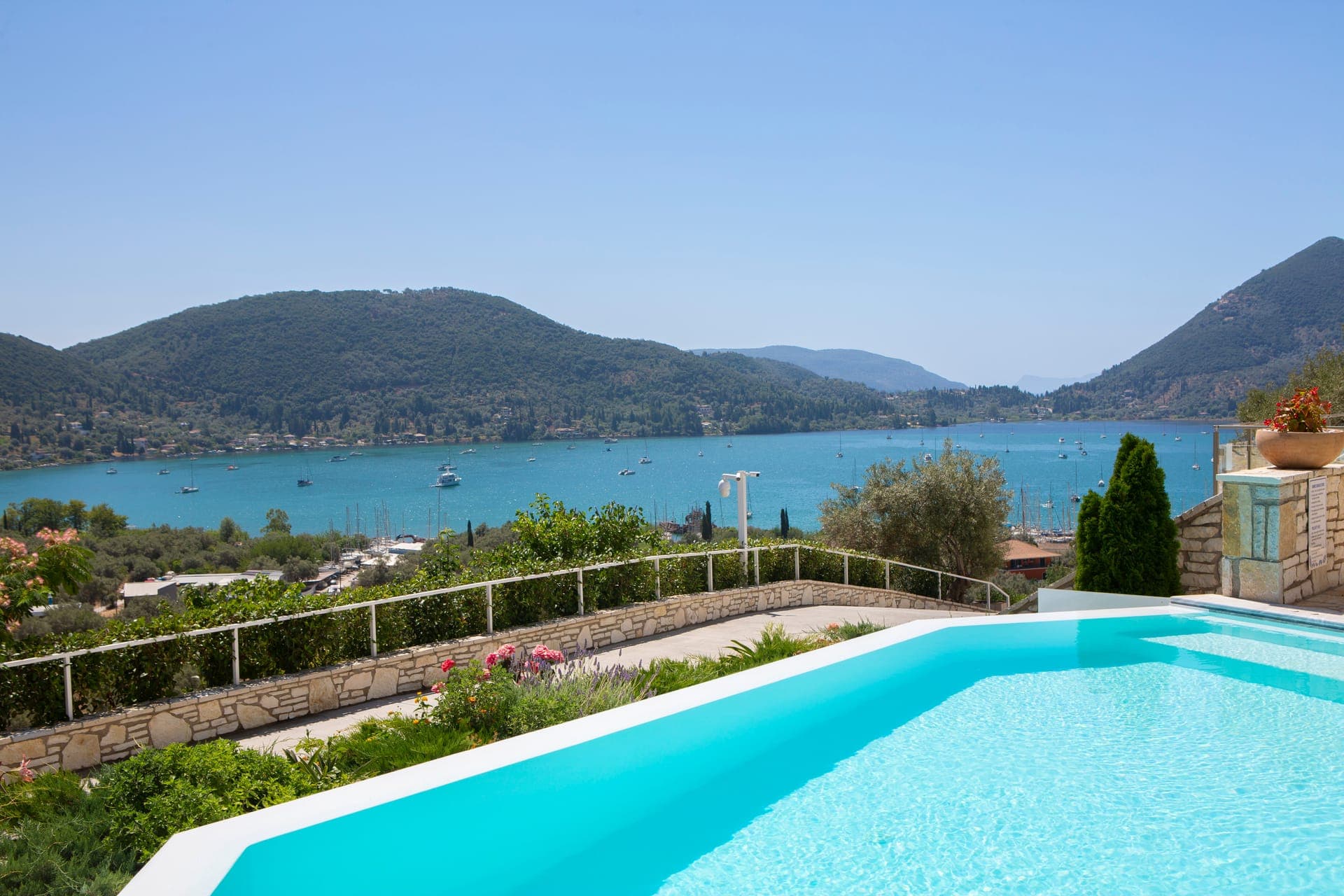 Armonia | Afroditi Villas Collection