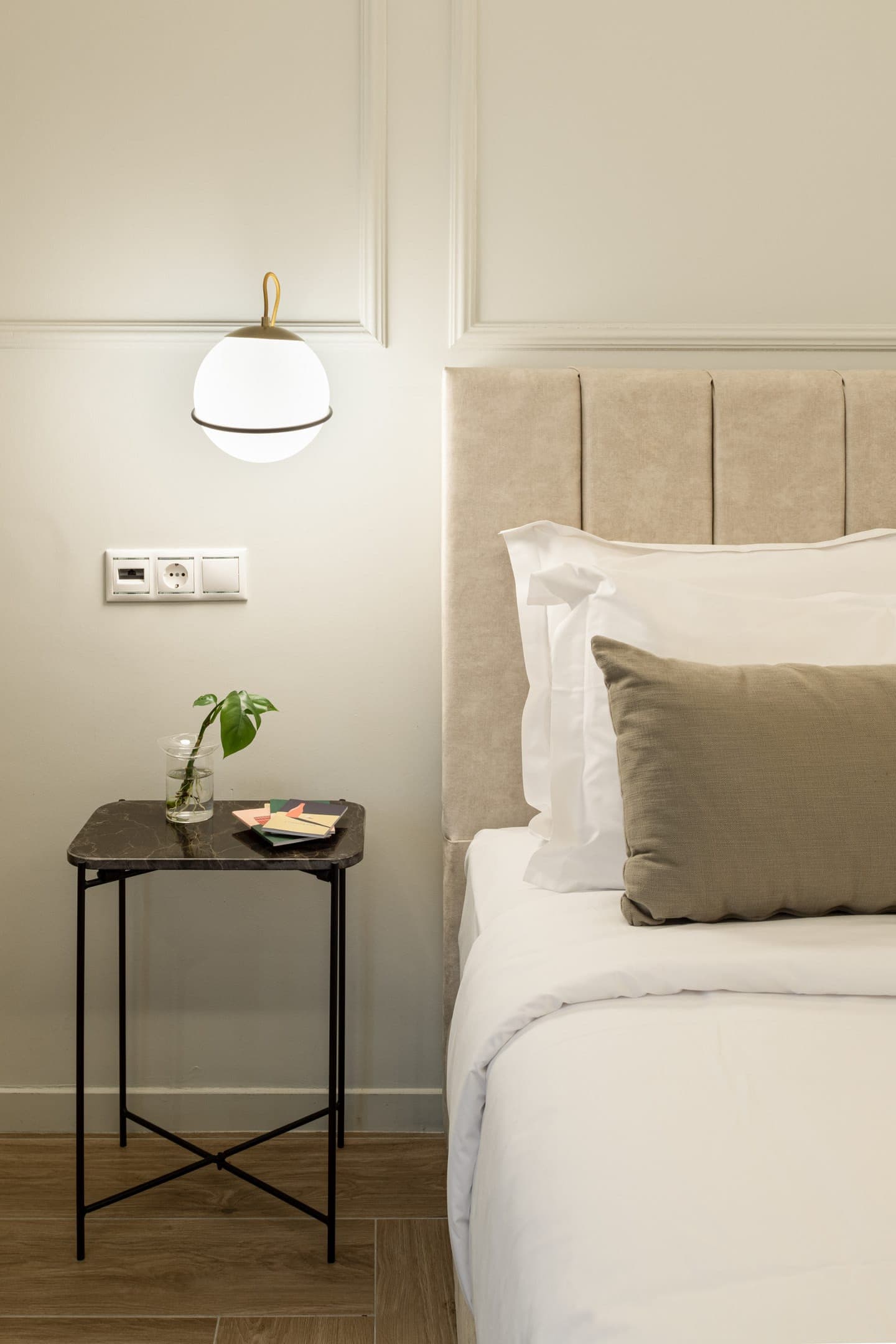 ASTIKON Xenofontos Suites
