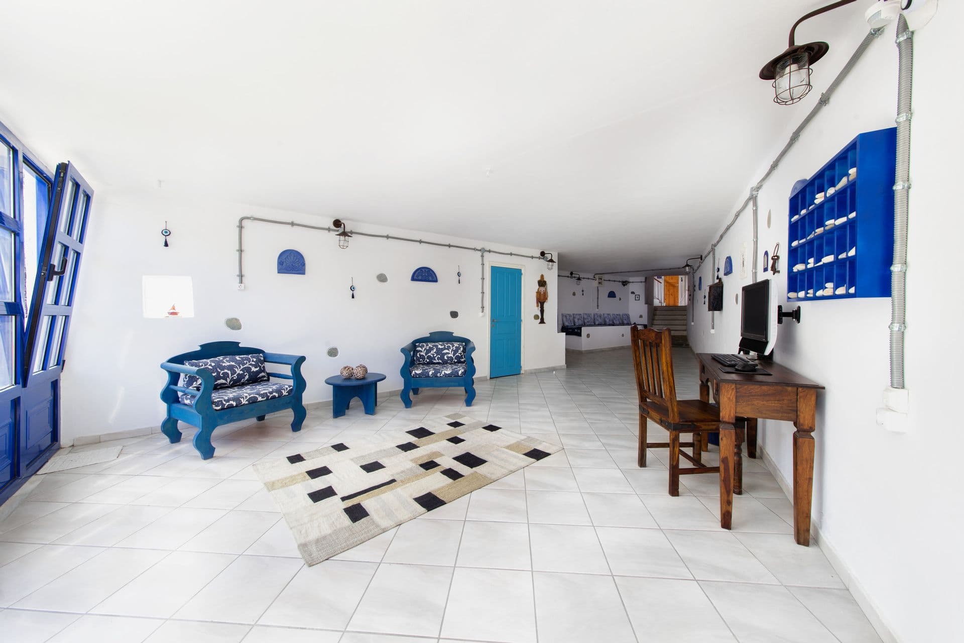 Atheras Hotel
