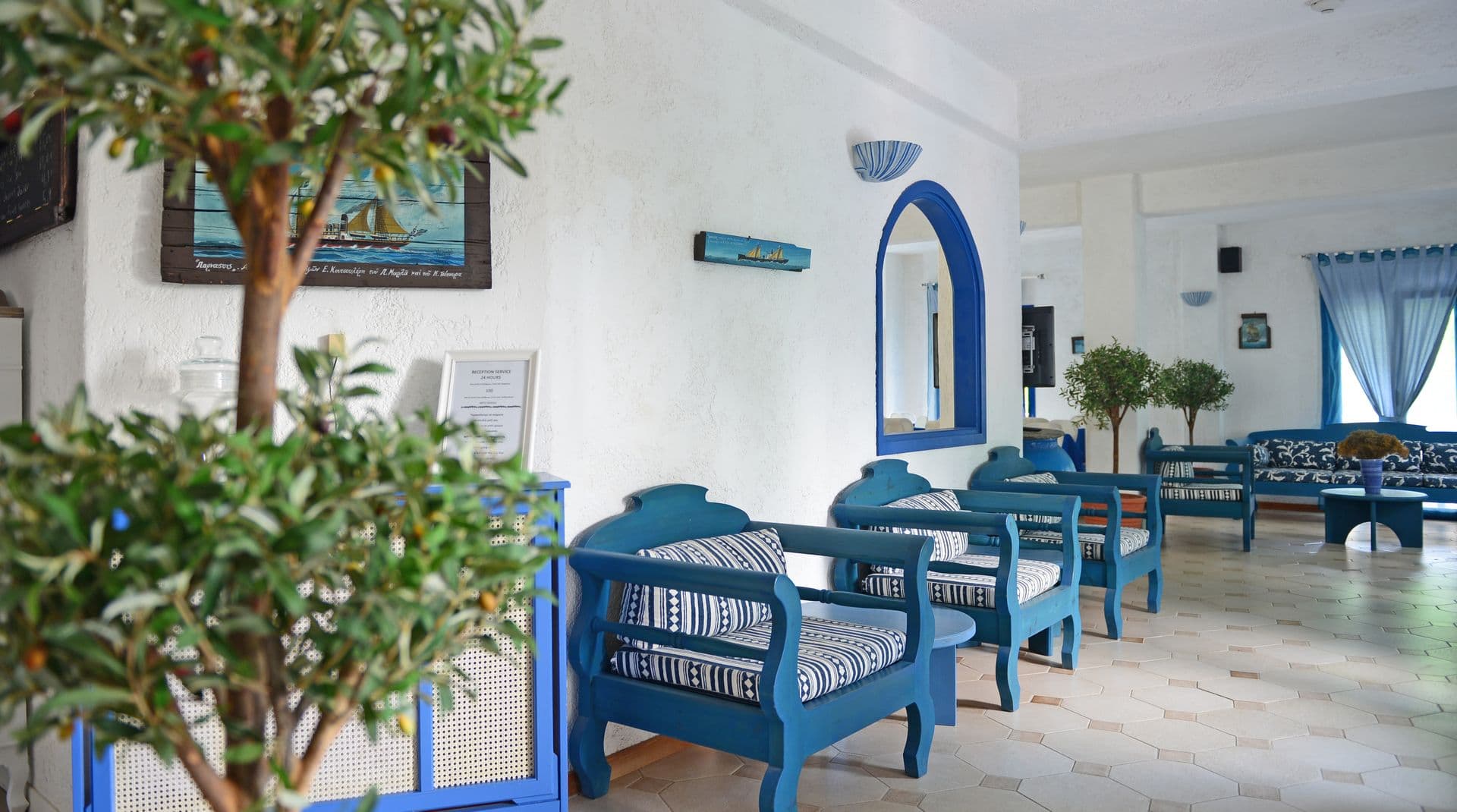 Atheras Hotel
