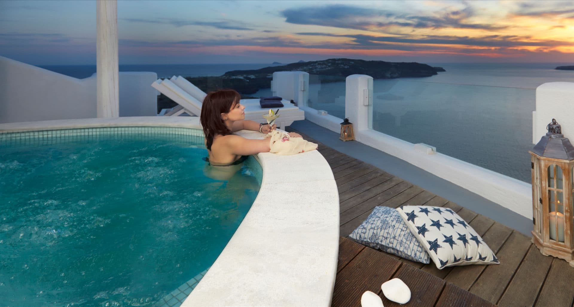 Athermi Suites Santorini