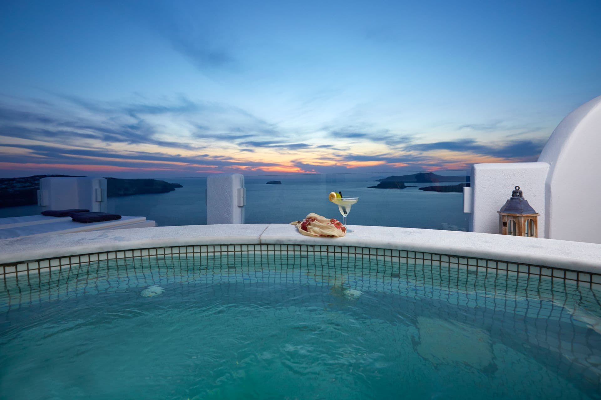 Athermi Suites Santorini