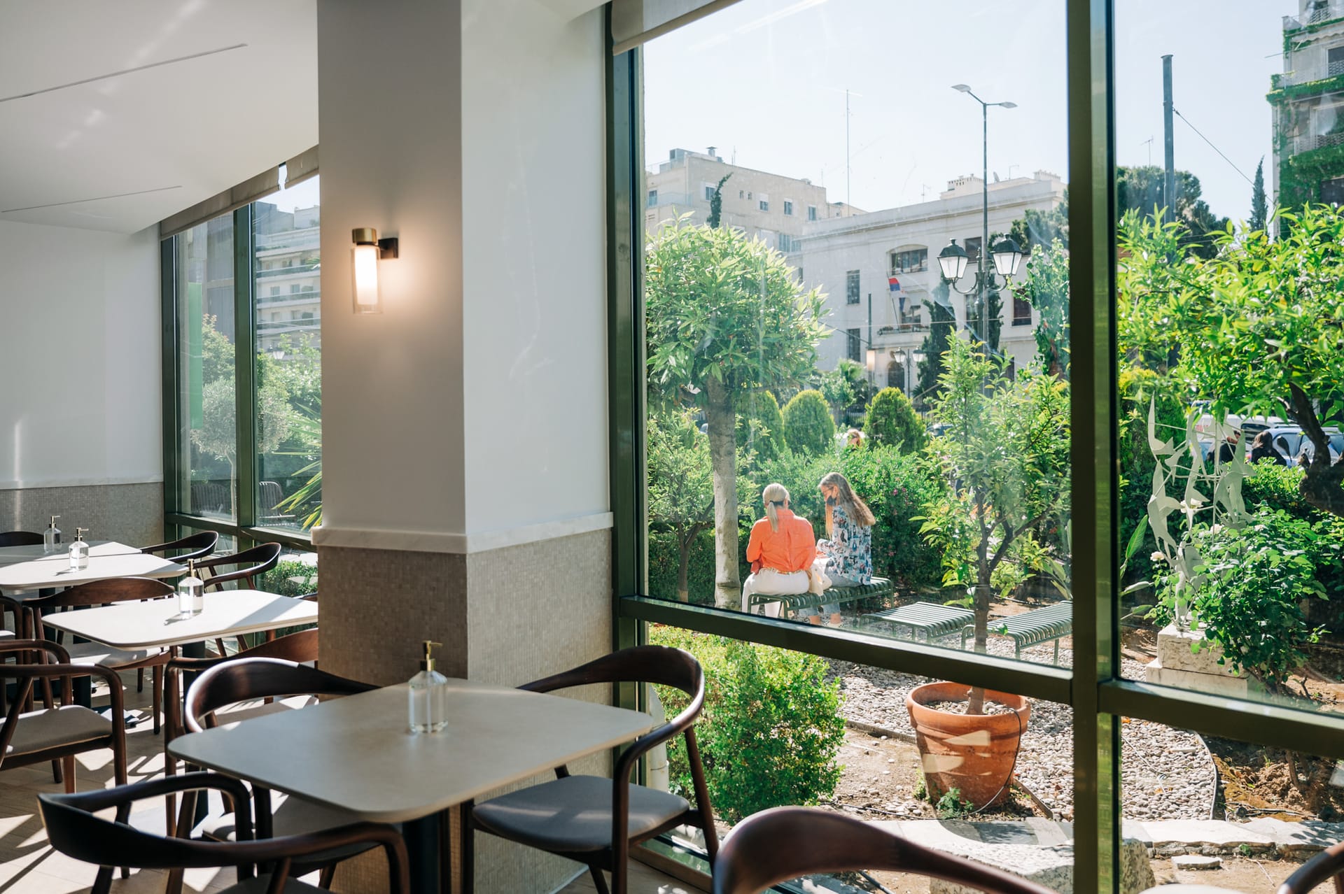 Athinais Hotel