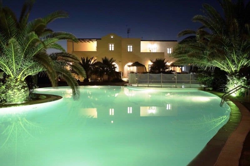 Atlantis Beach Villa