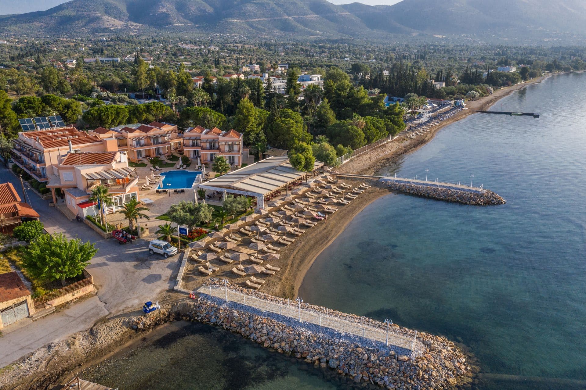Avantis Suites Hotel Eretria