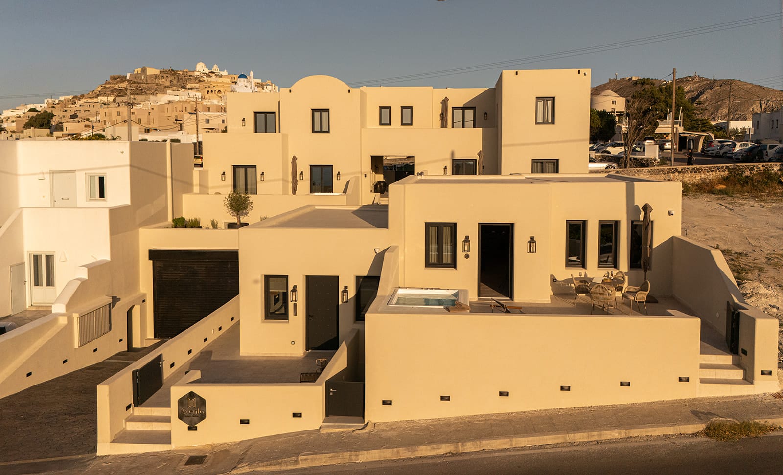 Avento Luxury Suites
