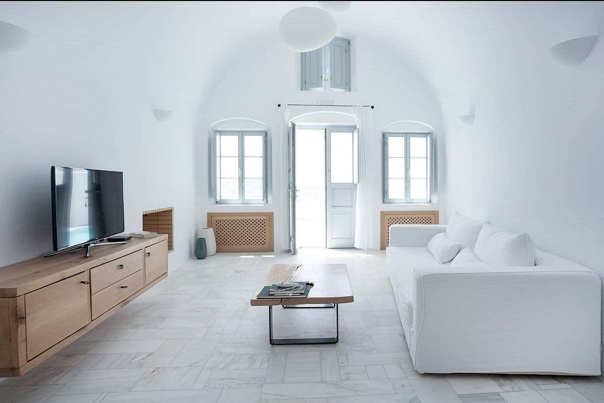 Avista Suites Santorini