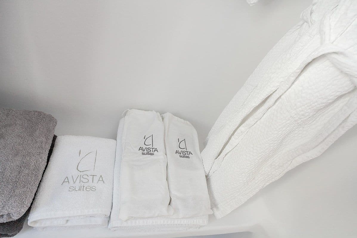 Avista Suites Santorini