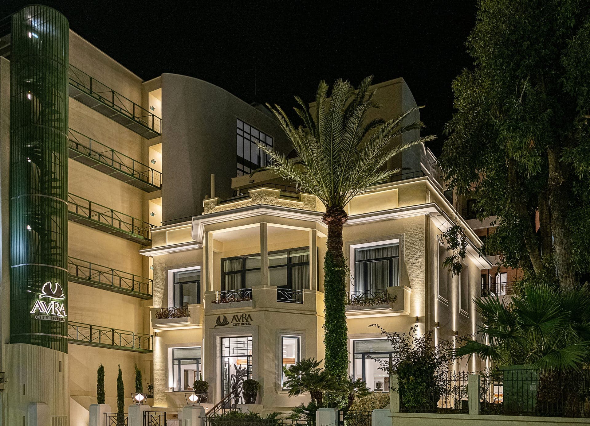 Avra City Hotel