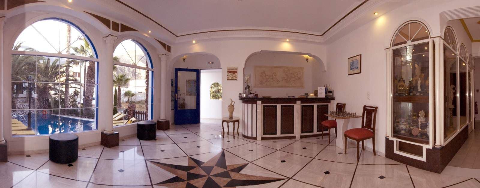 Black Sandy Beach Hotel Santorini