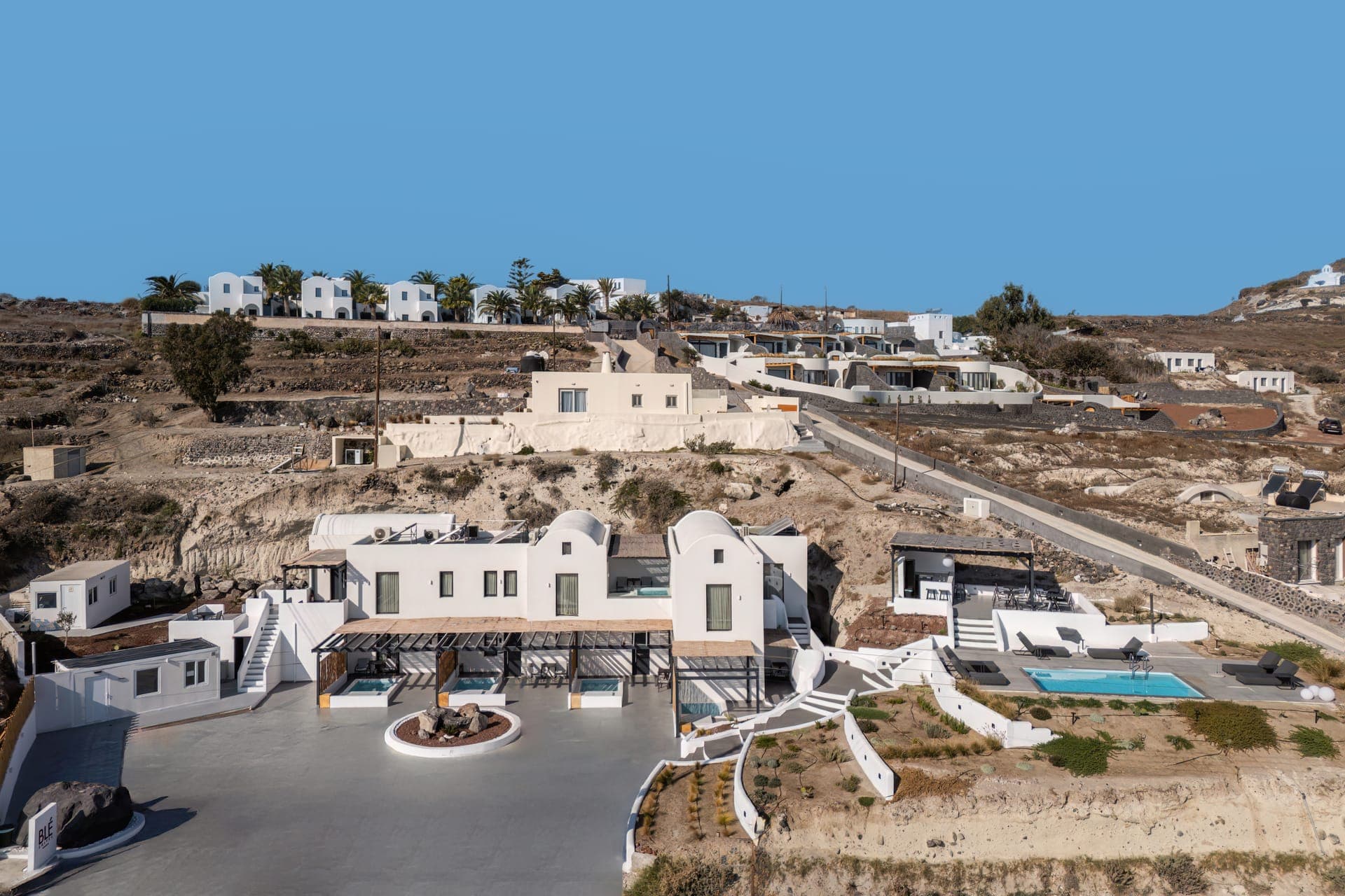 Ble Suites Santorini