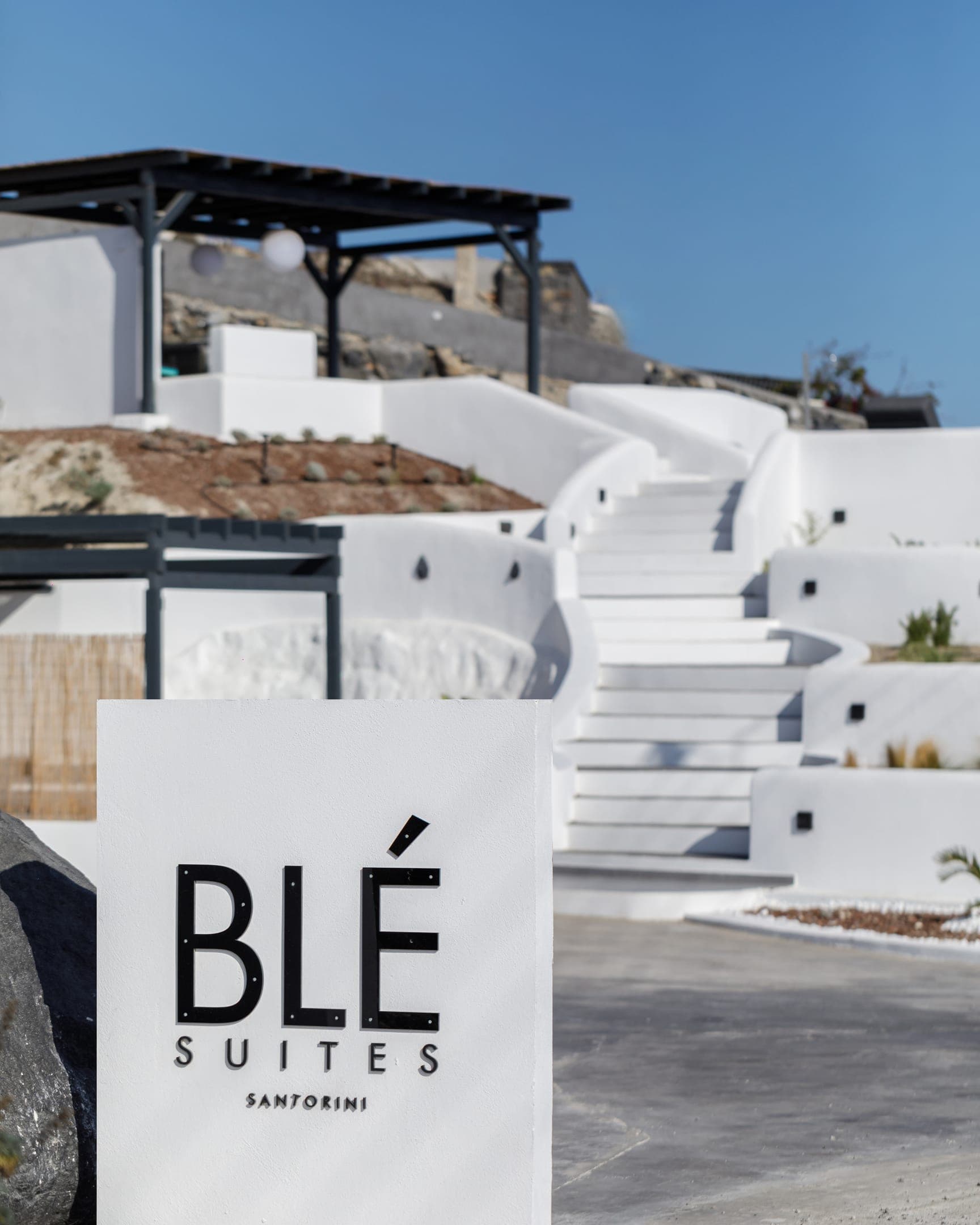 Ble Suites Santorini
