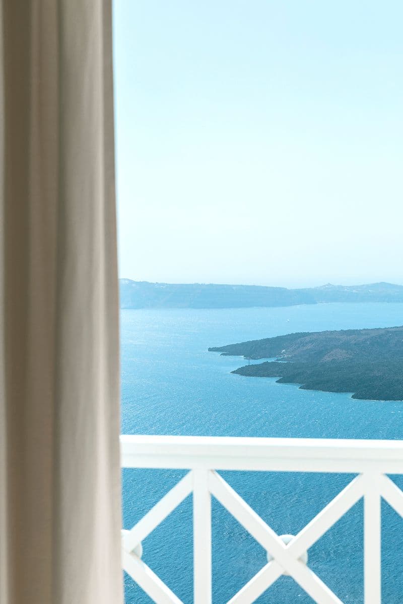 Blue Dolphins Apartments & Suites