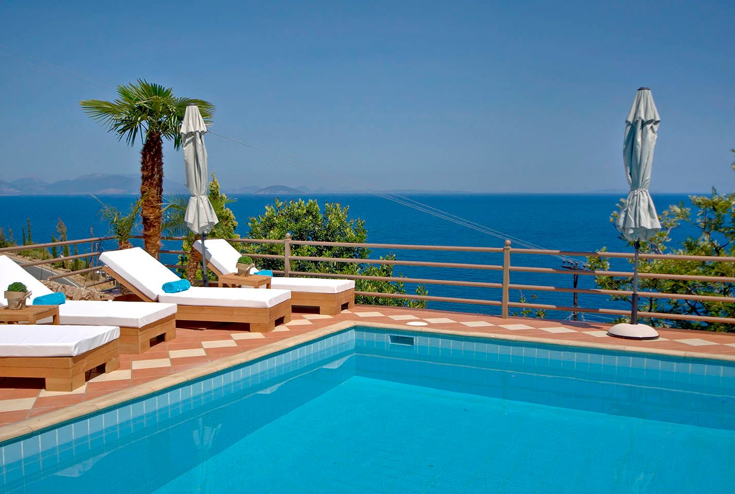 Blue Horizon Suites