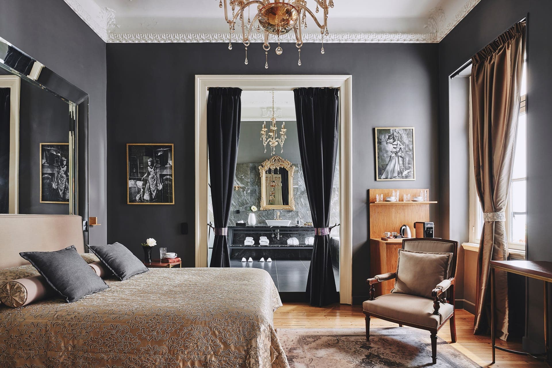 Bohemian Suites Athens - Maison Hotel  Adults Only