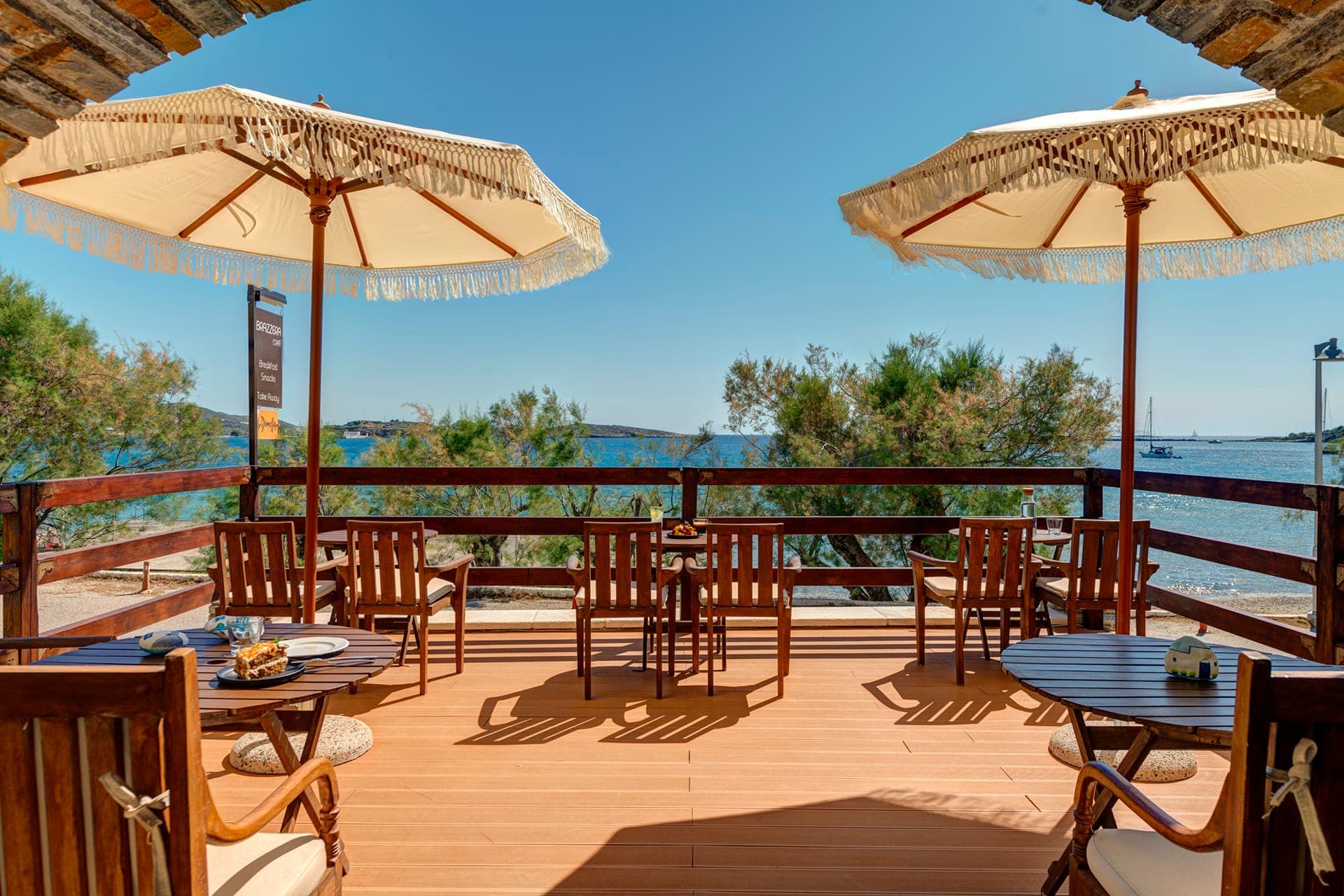 Brazzera Hotel Syros