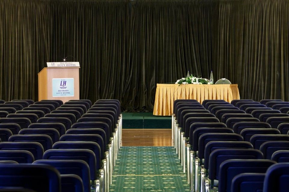 Lucy Hotel Chalkida