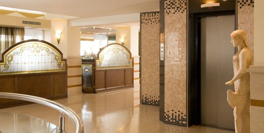 BEST WESTERN PLAZA  HOTEL