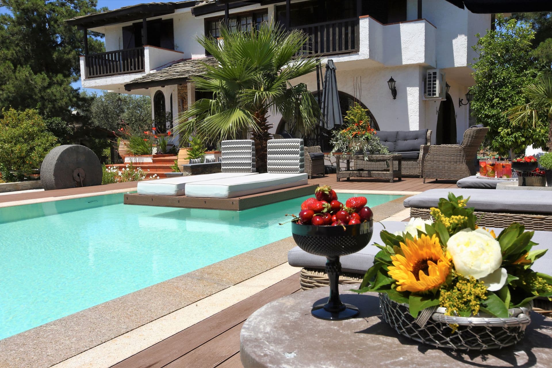 Byblos Luxury Villas