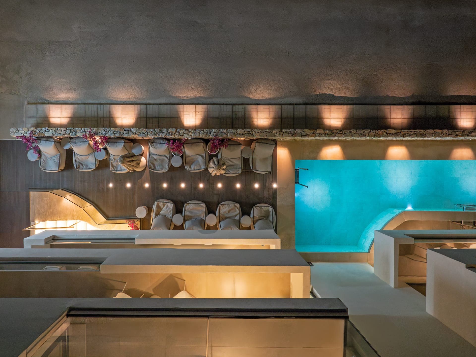 Cabana White Boutique Hotel
