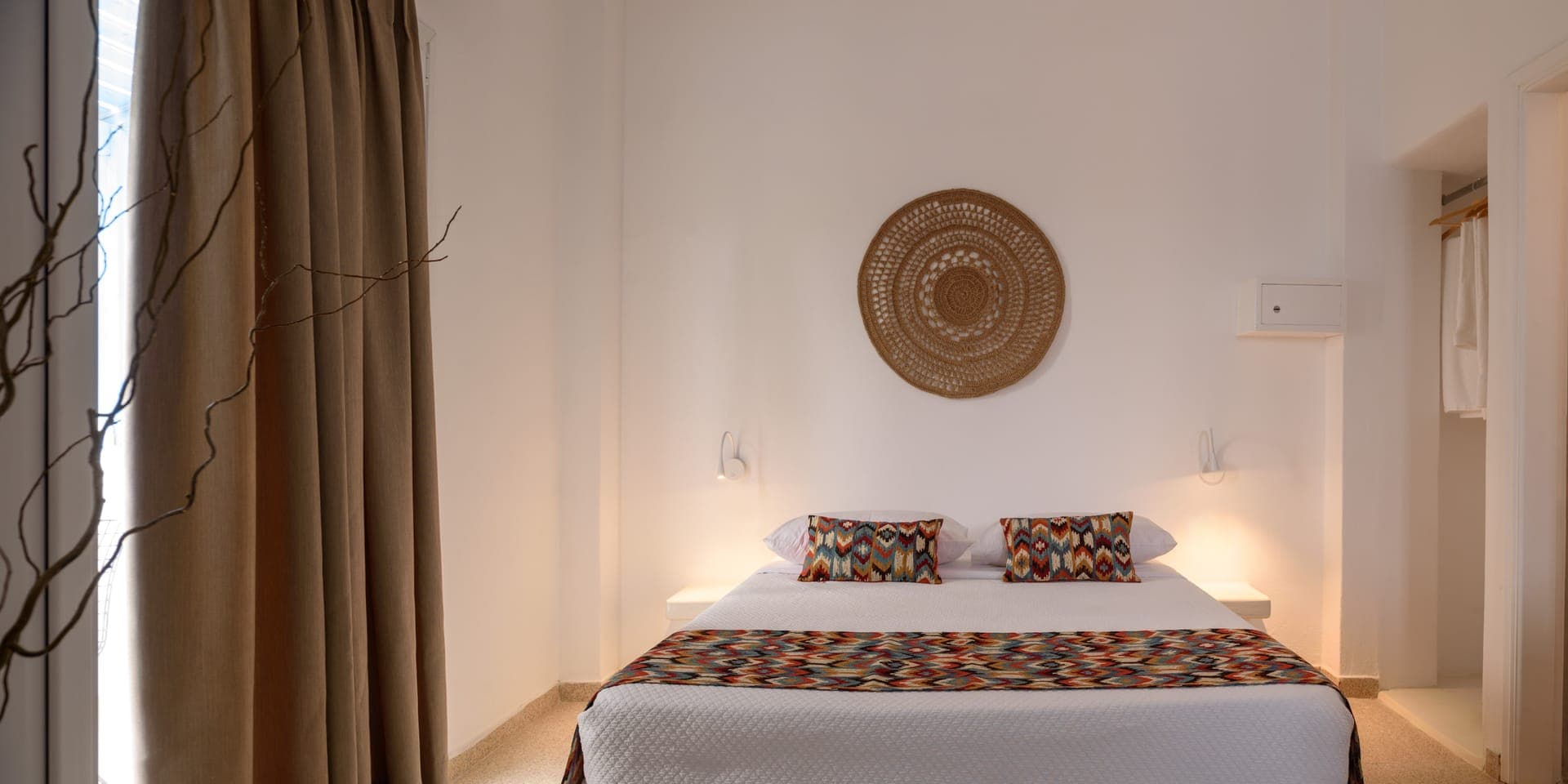 Cal Day Rooms Santorini