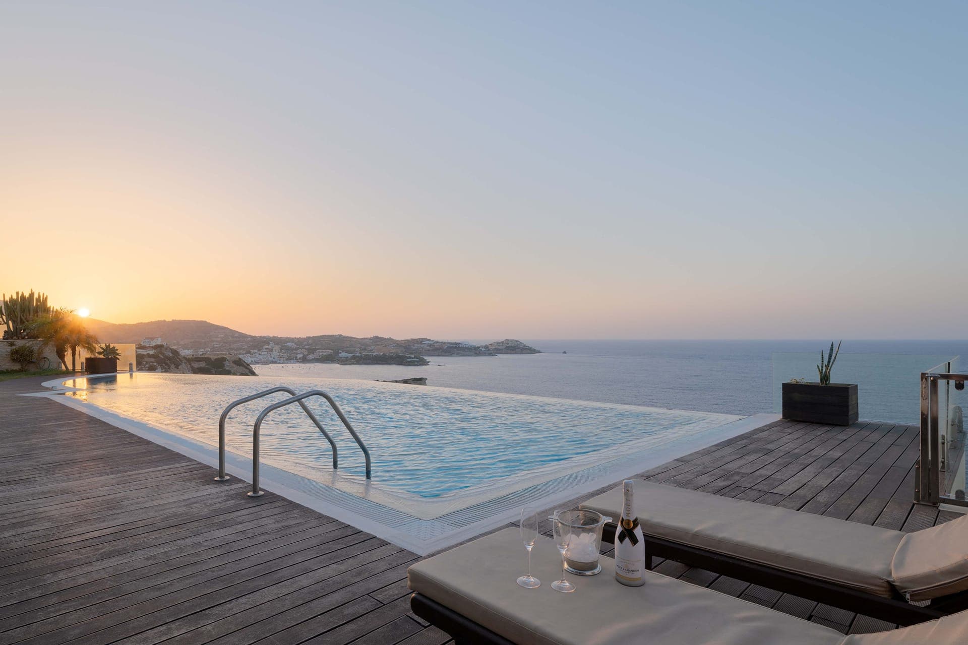 Caldera Blue Villa
