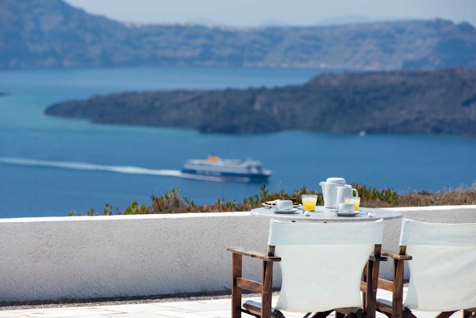 Caldera's Dolphin Suites