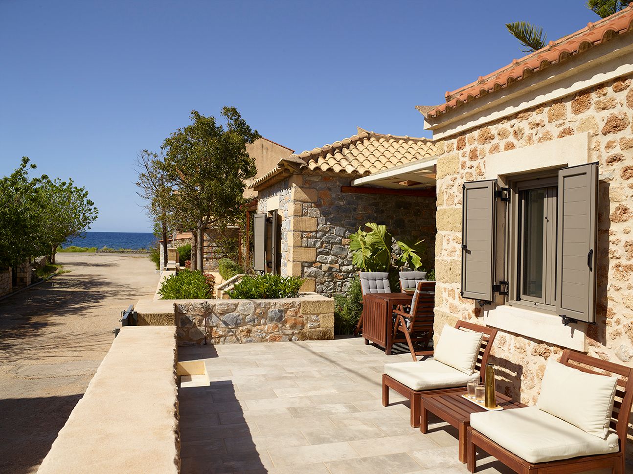 Calme Suites Mani