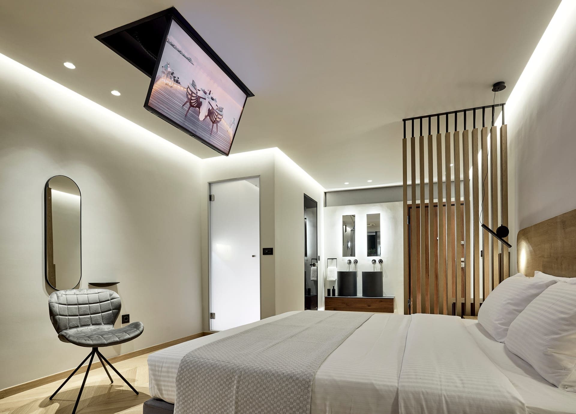 Cama Luxury Suites Kavouri