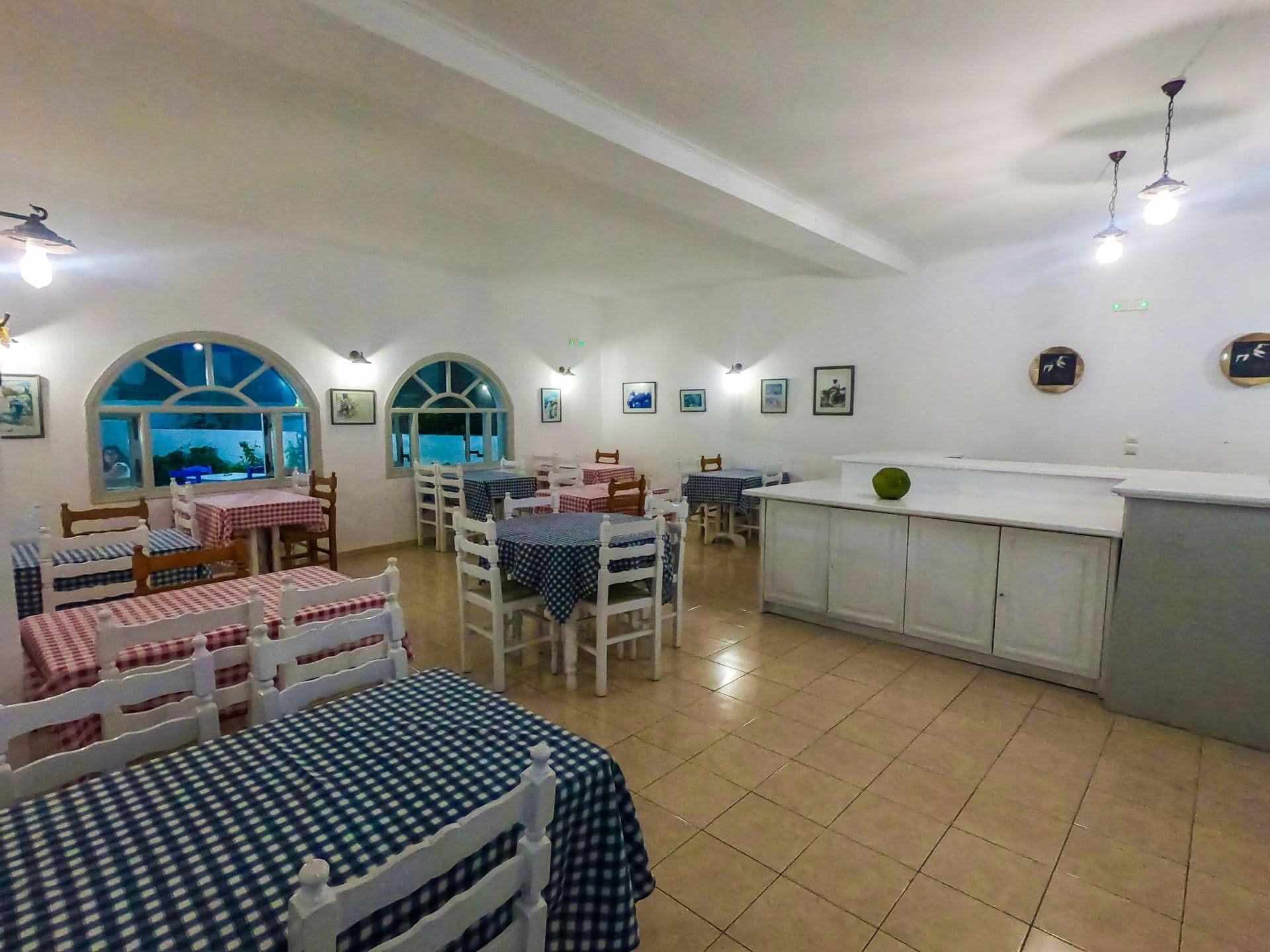 Carlos Pension Santorini