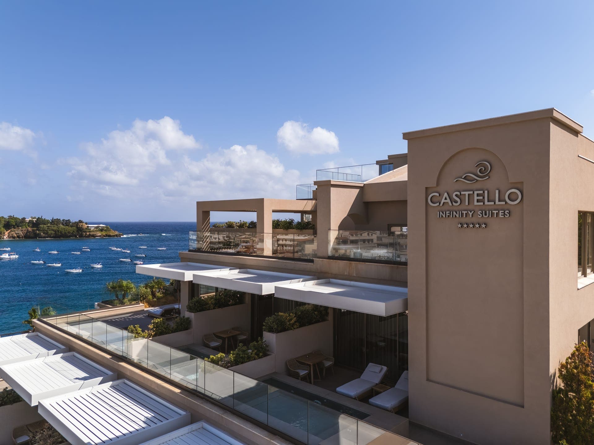 Castello Infinity Suites
