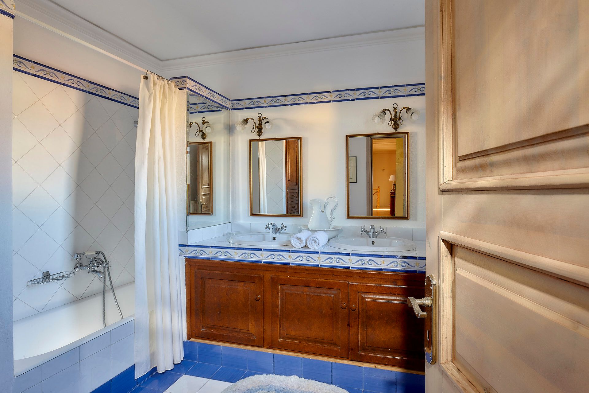 Castello Villa Daphnes