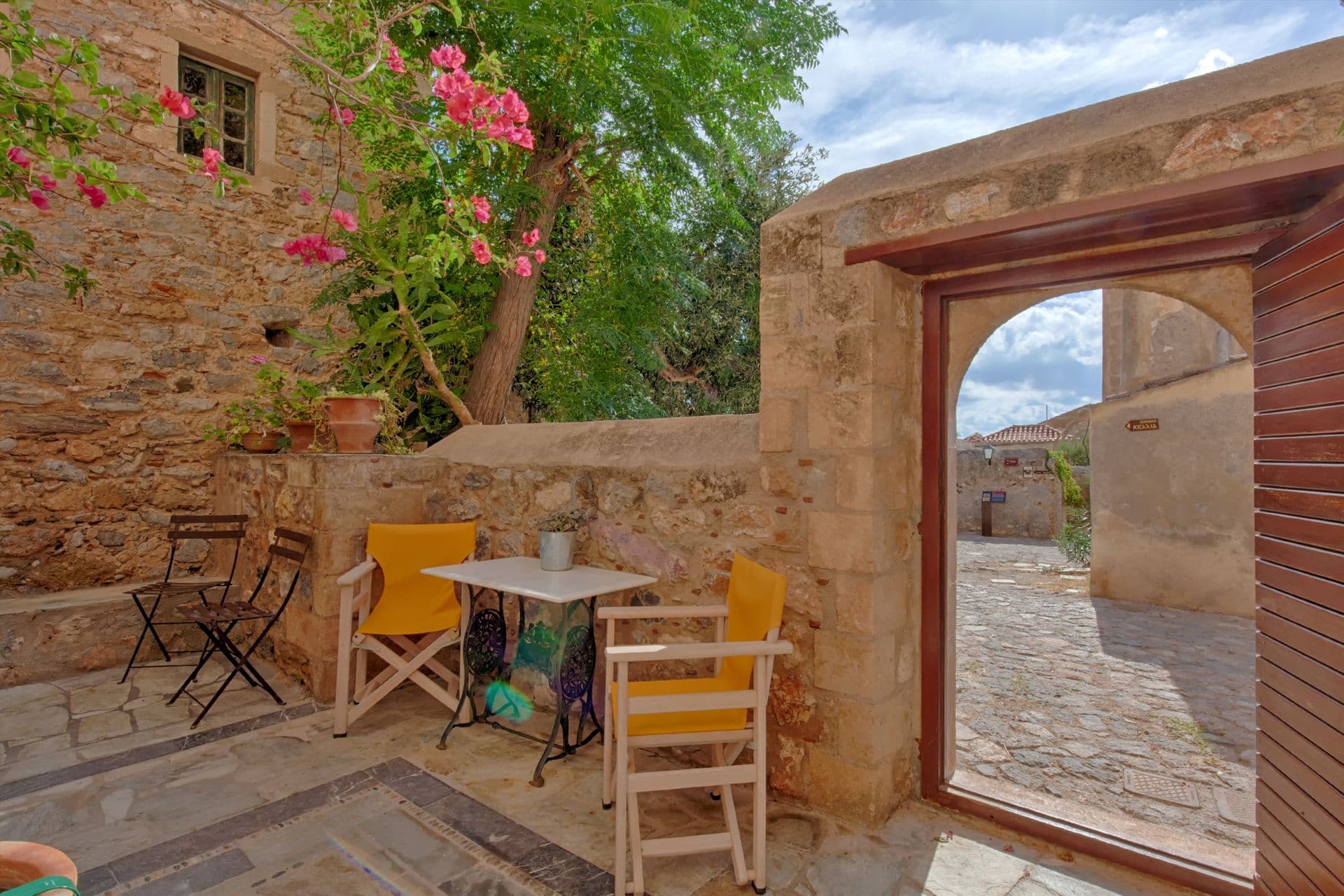 Dorovinis Monemvasia Castlehouses